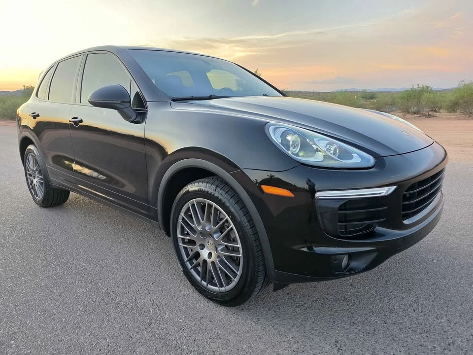 2016 Porsche 958 Cayenne - Image 8 of 18
