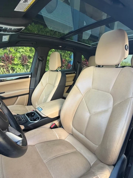 2016 Porsche 958 Cayenne - Image 13 of 16