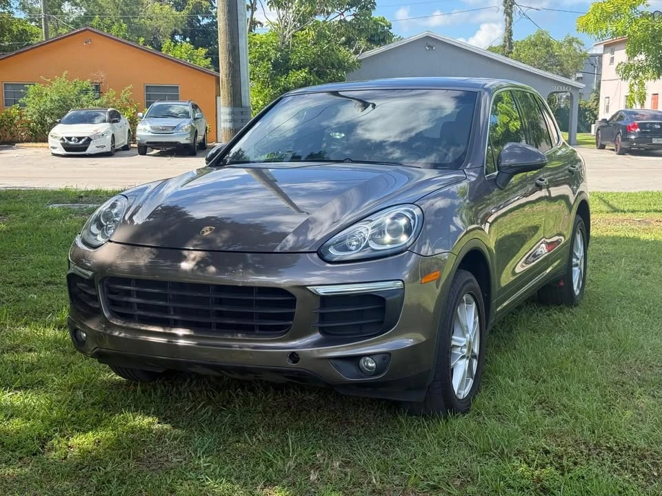 2016 Porsche 958 Cayenne - Image 10 of 10
