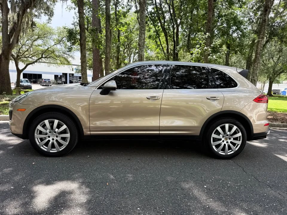2016 Porsche 958 Cayenne - Image 3 of 20