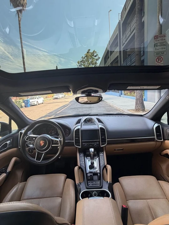 2016 Porsche 958 Cayenne - Image 7 of 16