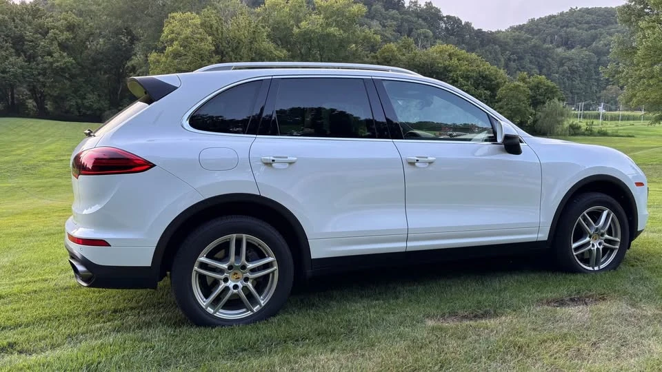 2016 Porsche 958 Cayenne - Image 4 of 19
