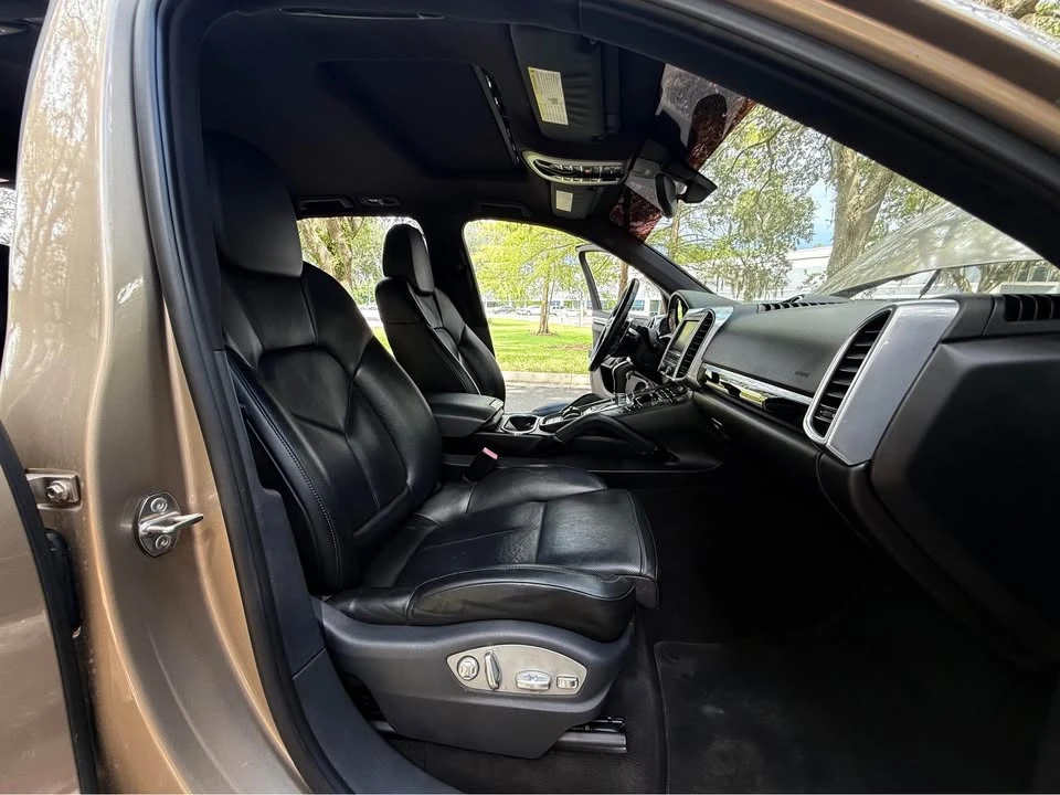 2016 Porsche 958 Cayenne - Image 18 of 20