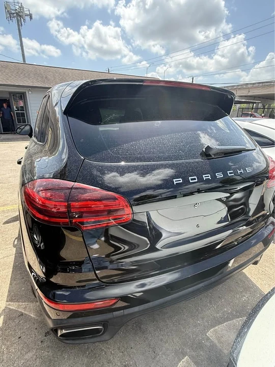 2016 Porsche 958 Cayenne - Image 2 of 10