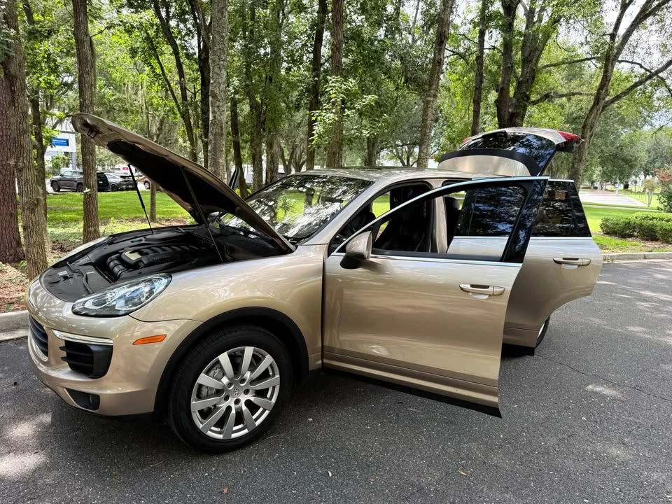 2016 Porsche 958 Cayenne - Image 11 of 20