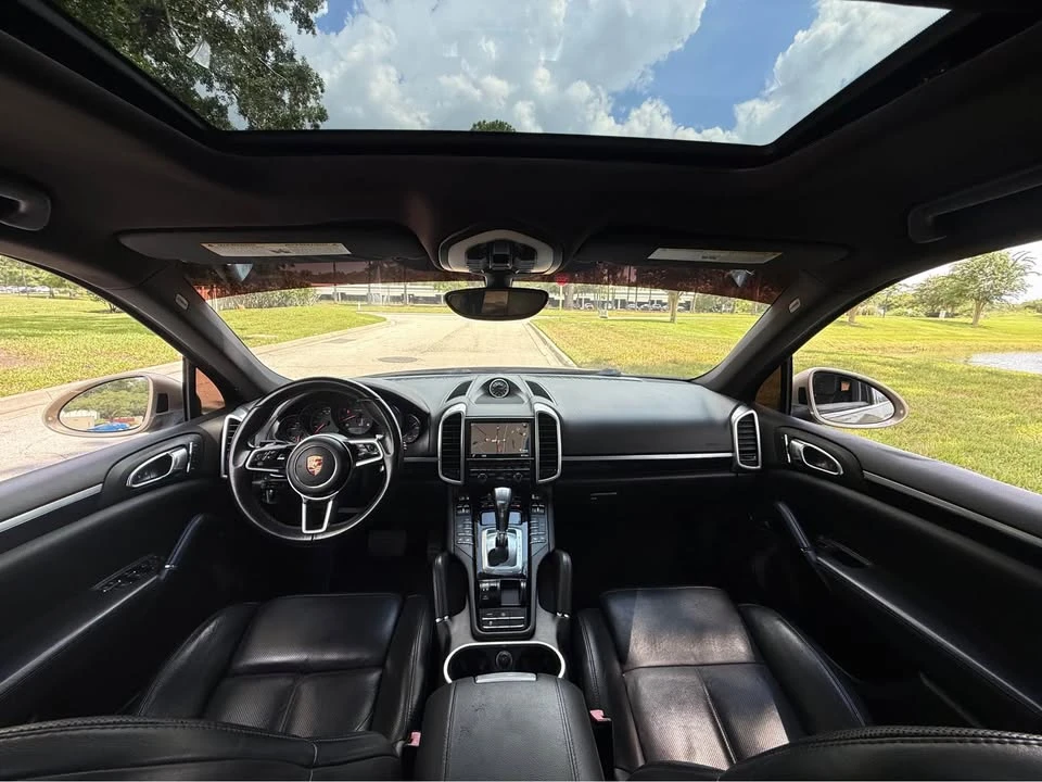2016 Porsche 958 Cayenne - Image 11 of 20