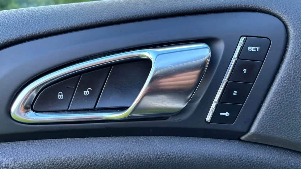 2016 Porsche 958 Cayenne - Image 15 of 19