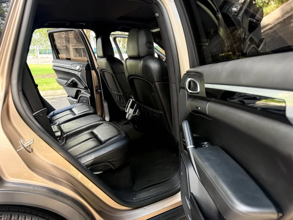 2016 Porsche 958 Cayenne - Image 14 of 20