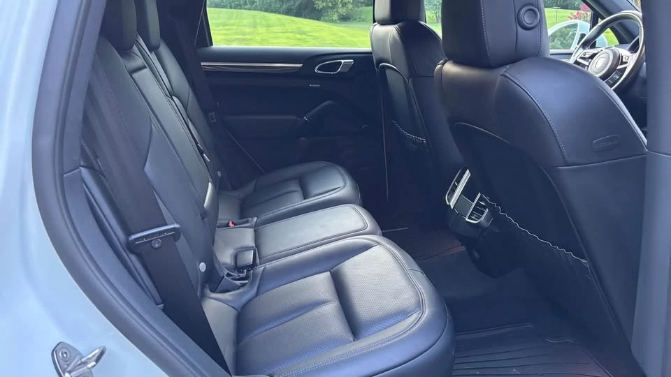 2016 Porsche 958 Cayenne - Image 6 of 19