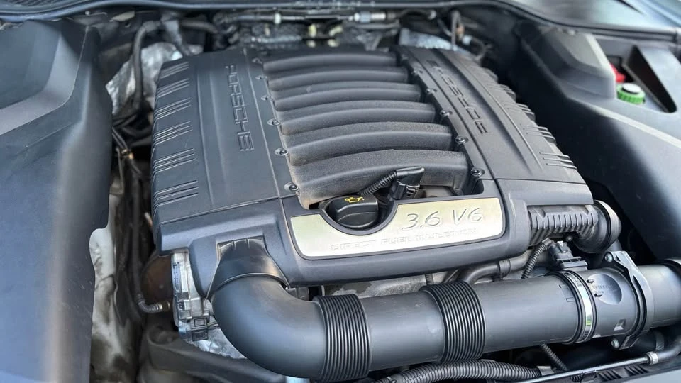 2016 Porsche 958 Cayenne - Image 12 of 19
