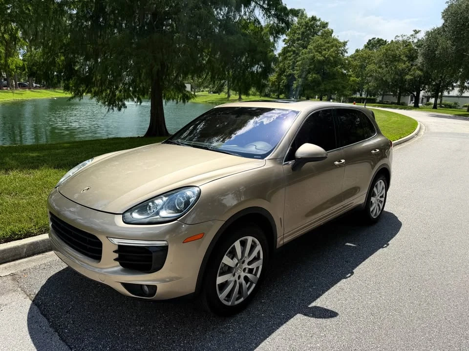2016 Porsche 958 Cayenne - Image 2 of 20