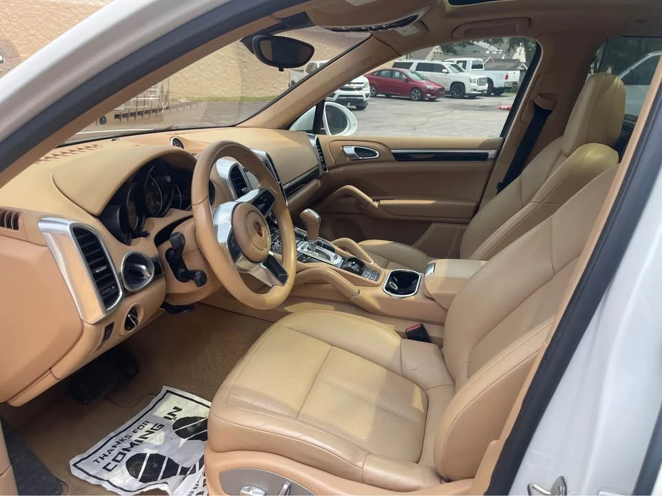 2016 Porsche 958 Cayenne - Image 7 of 13