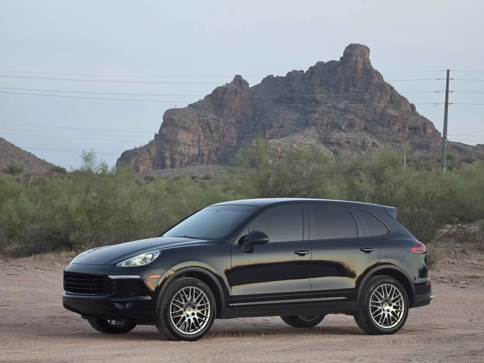 2016 Porsche 958 Cayenne - Image 15 of 18
