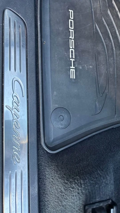 2016 Porsche 958 Cayenne - Image 17 of 19