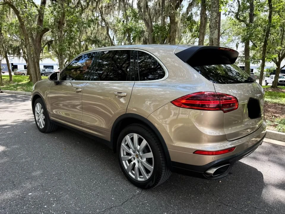 2016 Porsche 958 Cayenne - Image 4 of 20