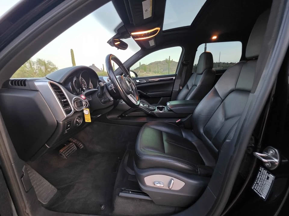 2016 Porsche 958 Cayenne - Image 10 of 15