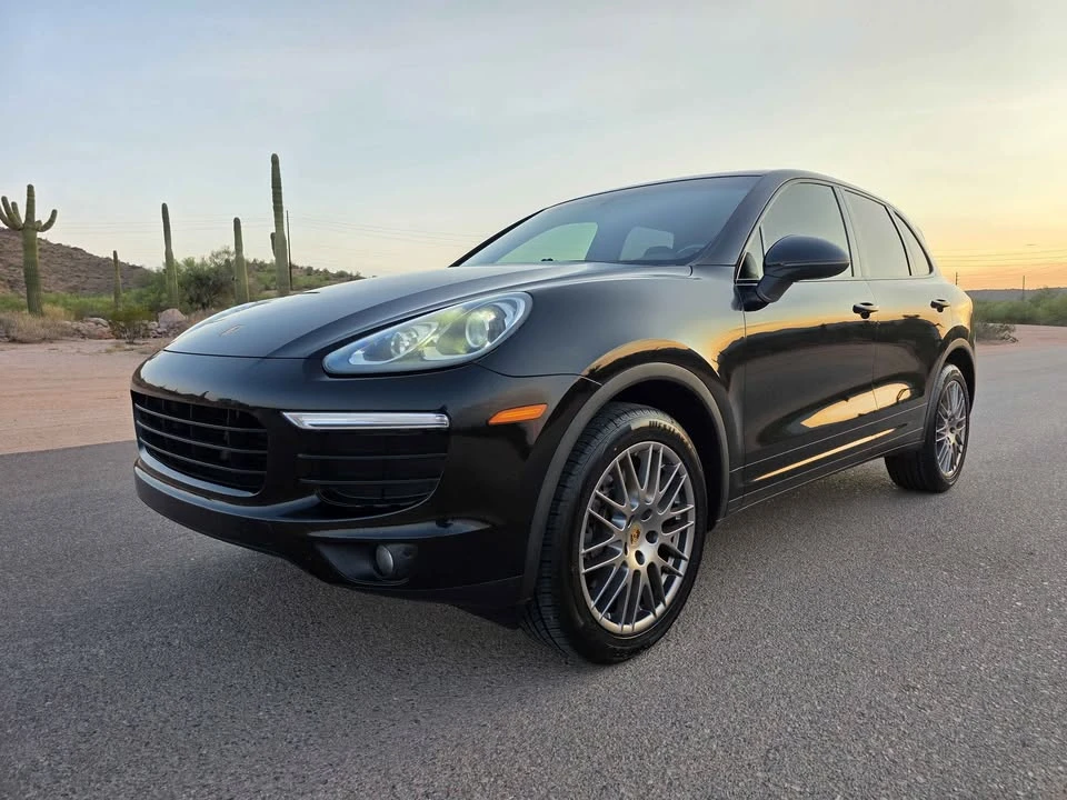 2016 Porsche 958 Cayenne - Image 2 of 15