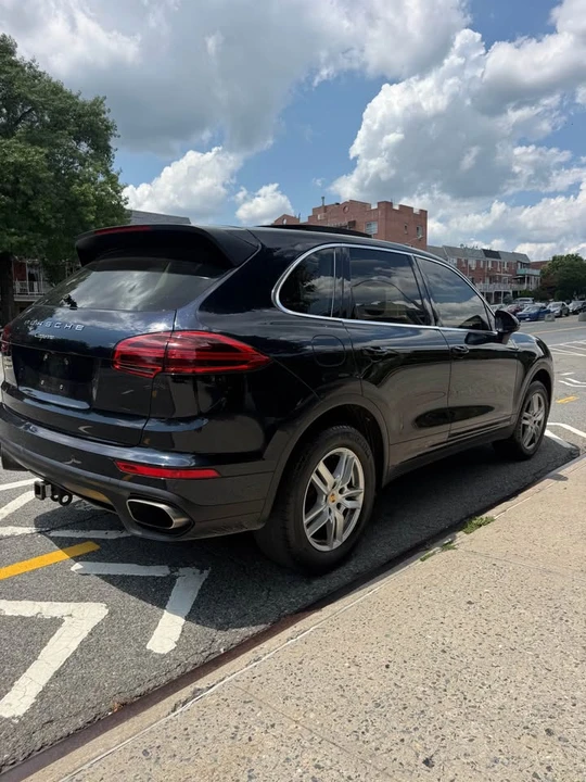 2016 Porsche 958 Cayenne - Image 4 of 6
