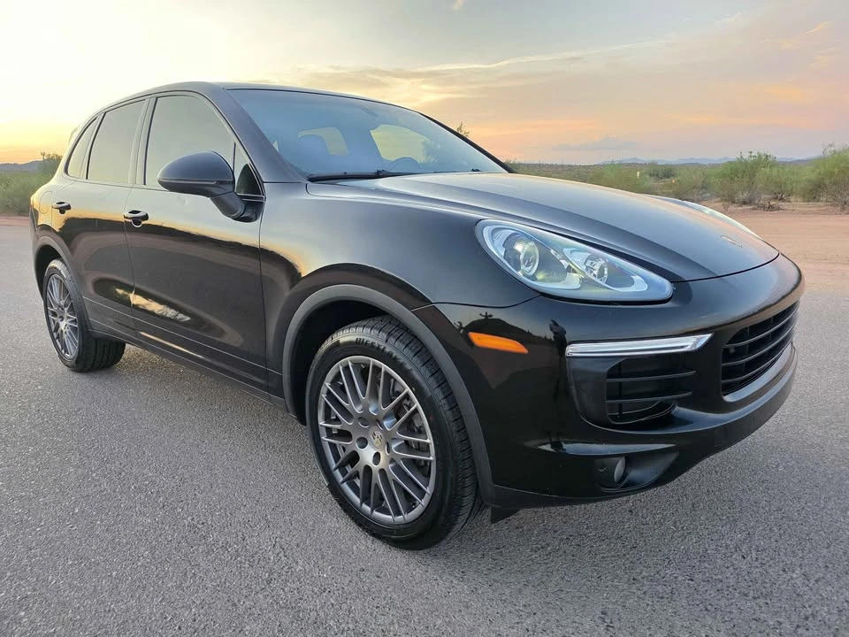 2016 Porsche 958 Cayenne - Image 8 of 15