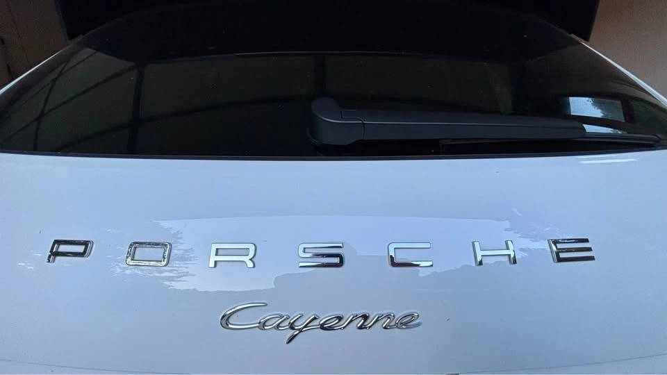 2016 Porsche 958 Cayenne - Image 2 of 19