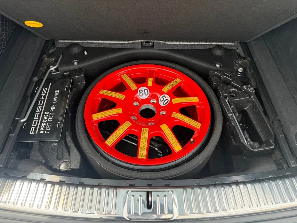 2016 Porsche 958 Cayenne - Image 11 of 20