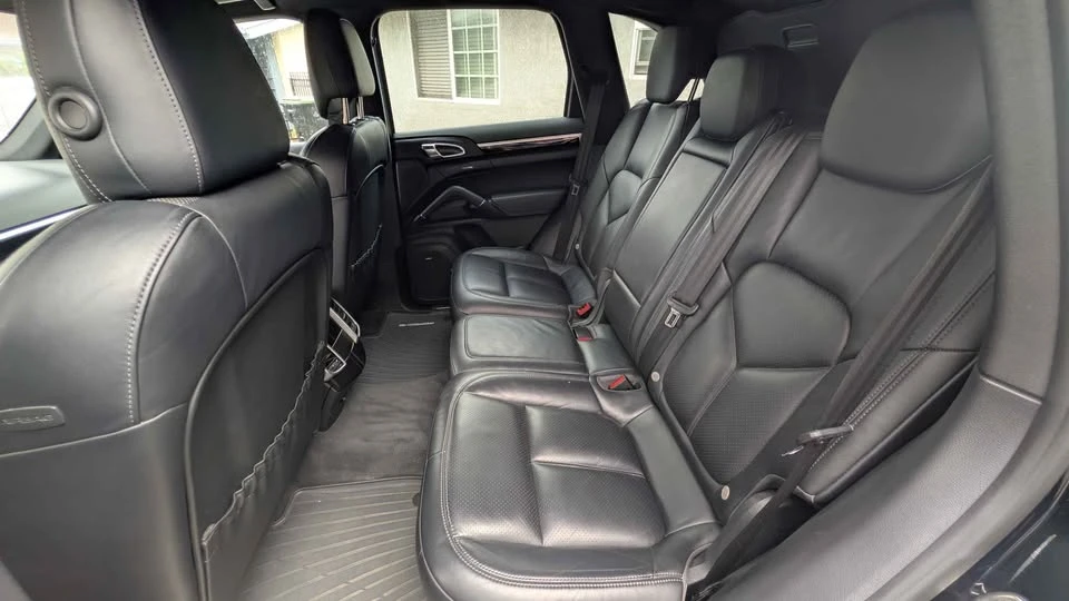 2016 Porsche 958 Cayenne - Image 9 of 19