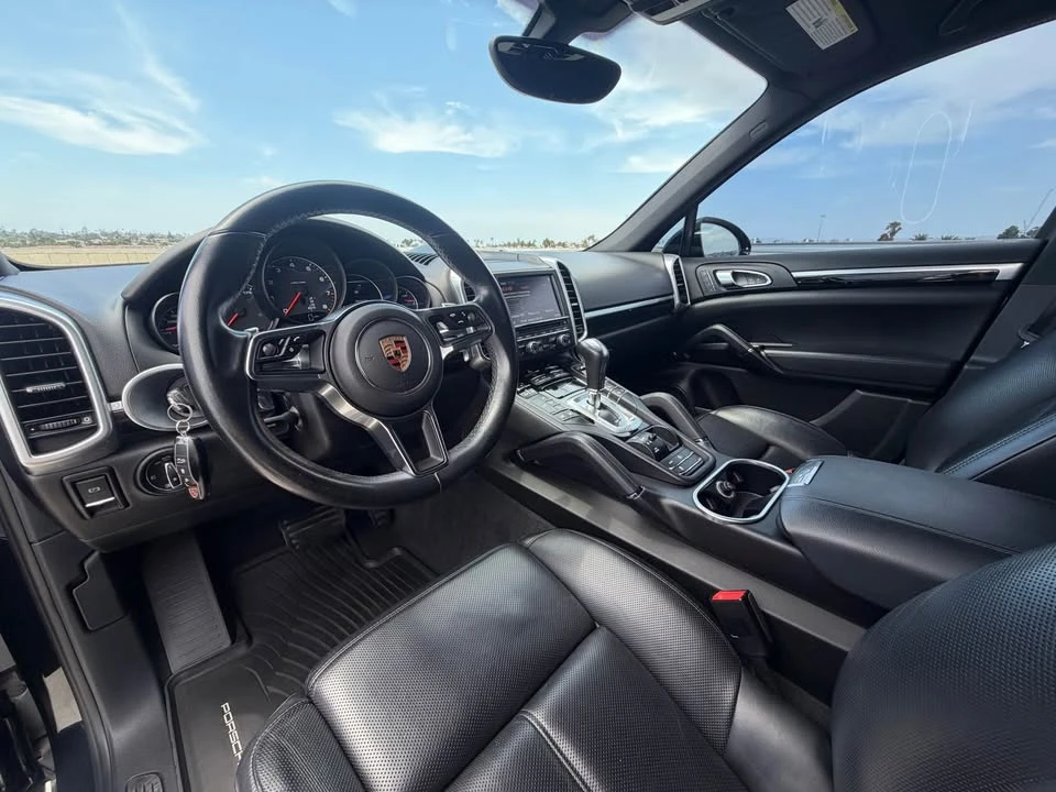 2016 Porsche 958 Cayenne - Image 12 of 20
