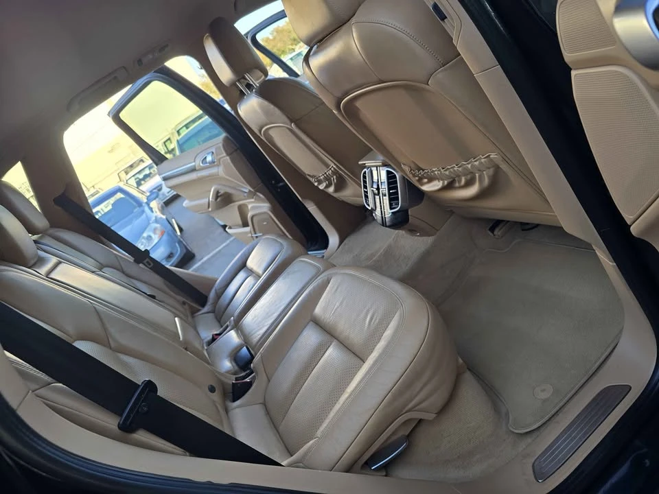 2016 Porsche 958 Cayenne - Image 15 of 18