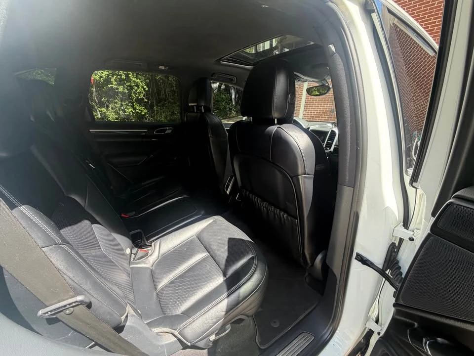 2016 Porsche 958 Cayenne - Image 18 of 18