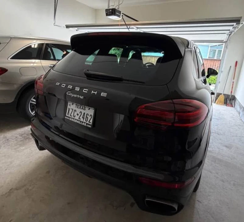 2016 Porsche 958 Cayenne - Image 4 of 12