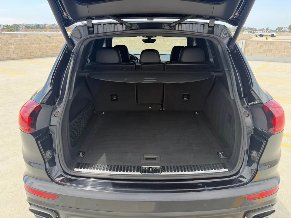 2016 Porsche 958 Cayenne - Image 10 of 20