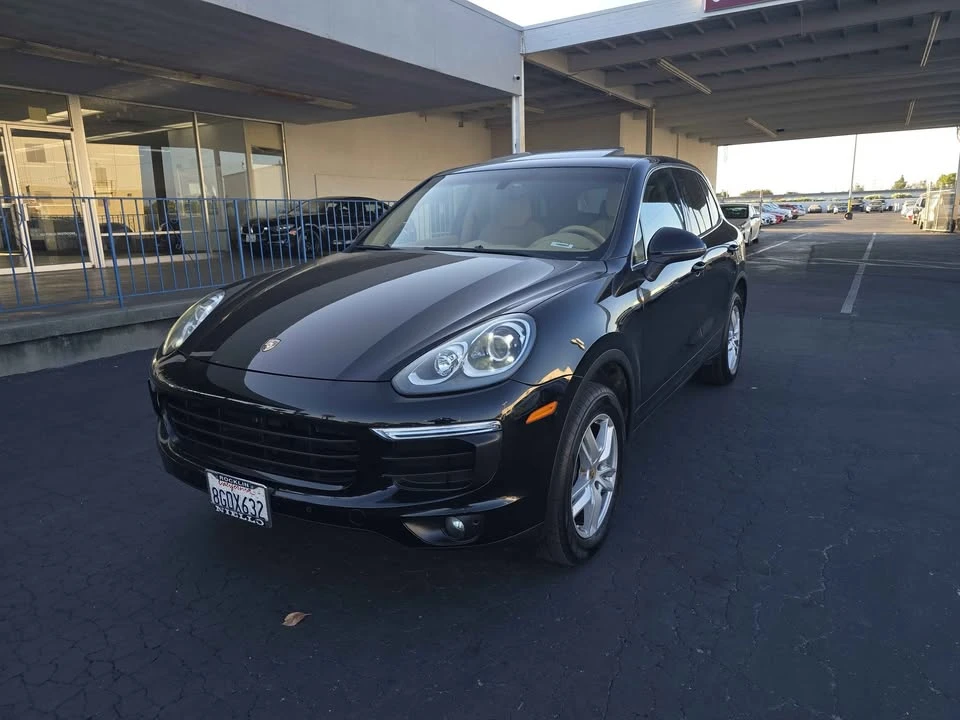 2016 Porsche 958 Cayenne - Image 2 of 18