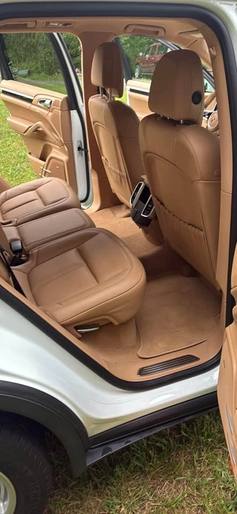 2016 Porsche 958 Cayenne - Image 10 of 13