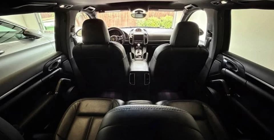 2016 Porsche 958 Cayenne - Image 6 of 12