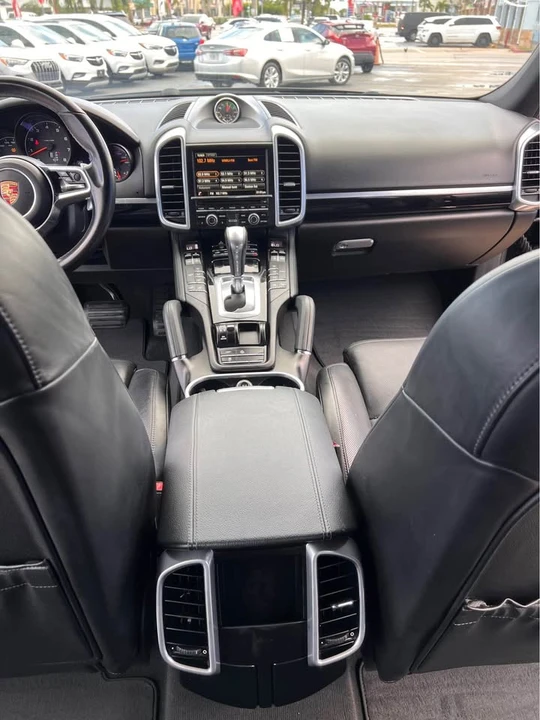 2016 Porsche 958 Cayenne - Image 15 of 20