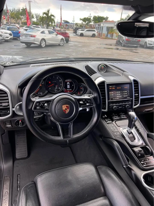 2016 Porsche 958 Cayenne - Image 16 of 20