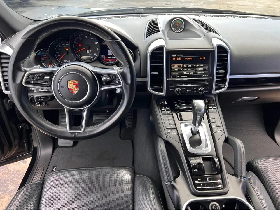 2016 Porsche 958 Cayenne - Image 14 of 20