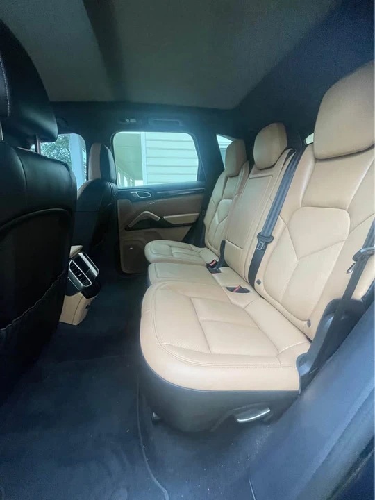 2016 Porsche 958 Cayenne - Image 11 of 14