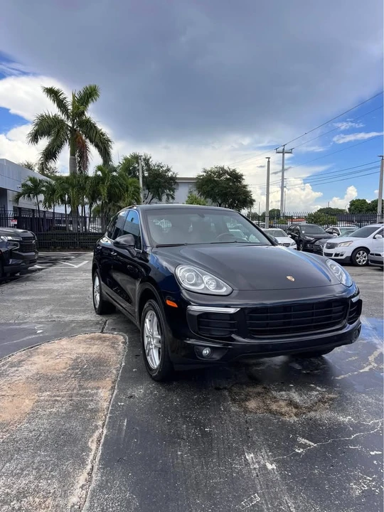 2016 Porsche 958 Cayenne - Image 9 of 20