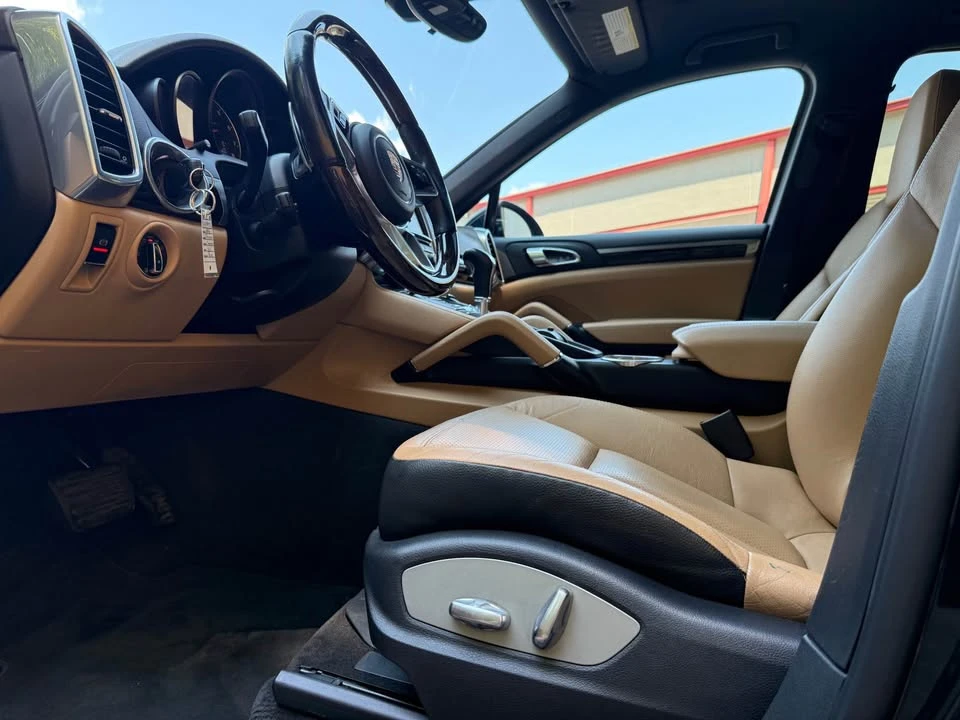 2016 Porsche 958 Cayenne - Image 19 of 20