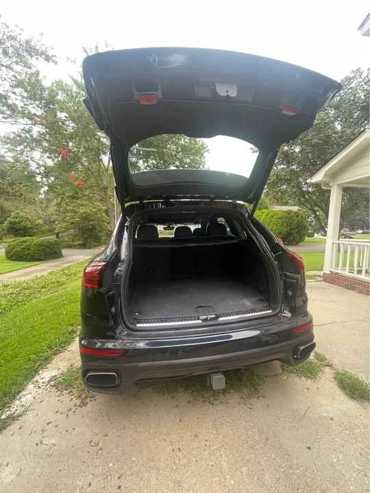 2016 Porsche 958 Cayenne - Image 10 of 14