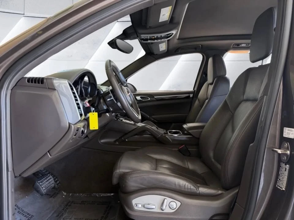 2016 Porsche 958 Cayenne - Image 9 of 20