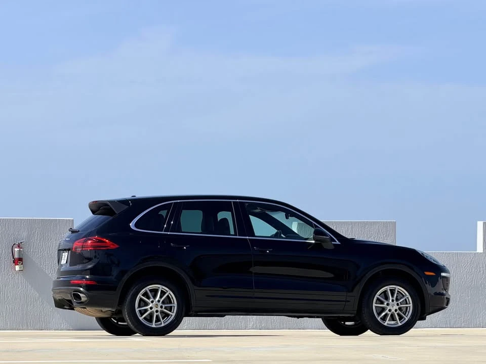 2016 Porsche 958 Cayenne - Image 4 of 18