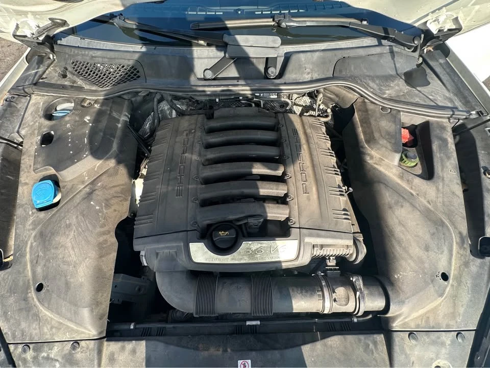 2016 Porsche 958 Cayenne - Image 15 of 17