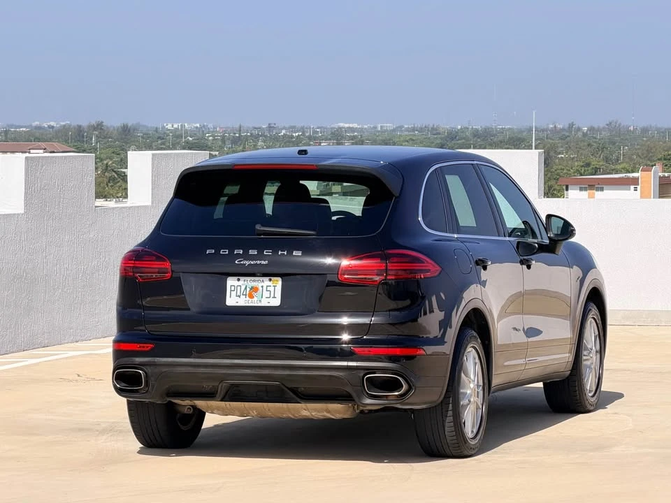 2016 Porsche 958 Cayenne - Image 5 of 18