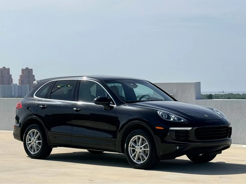2016 Porsche 958 Cayenne - Image 3 of 18