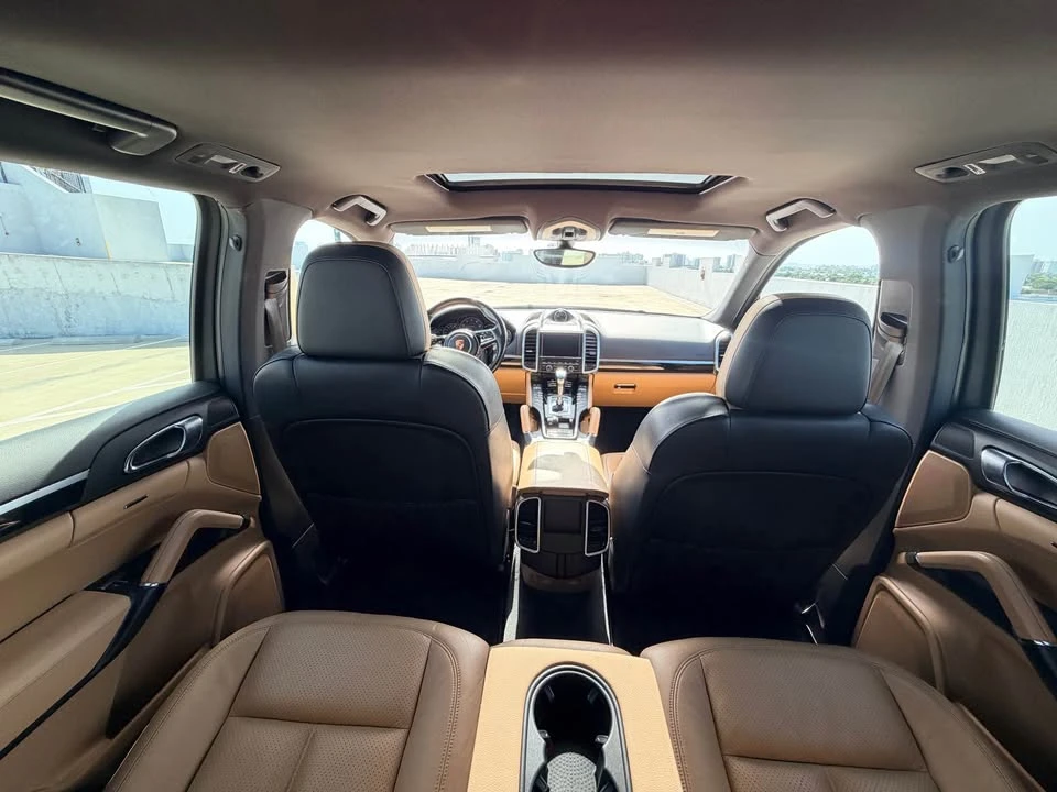 2016 Porsche 958 Cayenne - Image 7 of 18