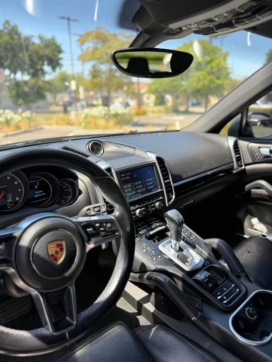 2016 Porsche 958 Cayenne - Image 11 of 17