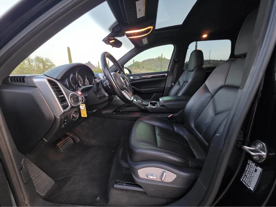2016 Porsche 958 Cayenne - Image 9 of 15