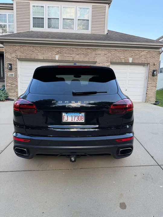 2016 Porsche 958 Cayenne - Image 2 of 13